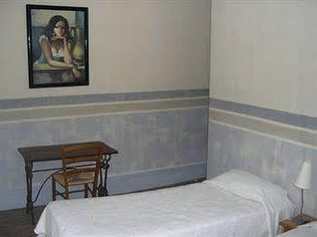 Hotel Le Petit Cosy Parijs